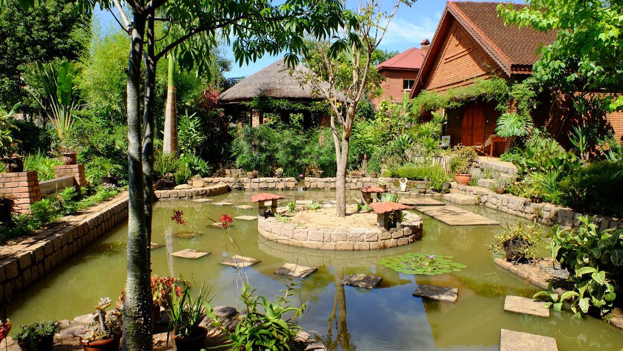 Eco Lodge Les Chambres Du Voyageur Antsirabe Exterior foto