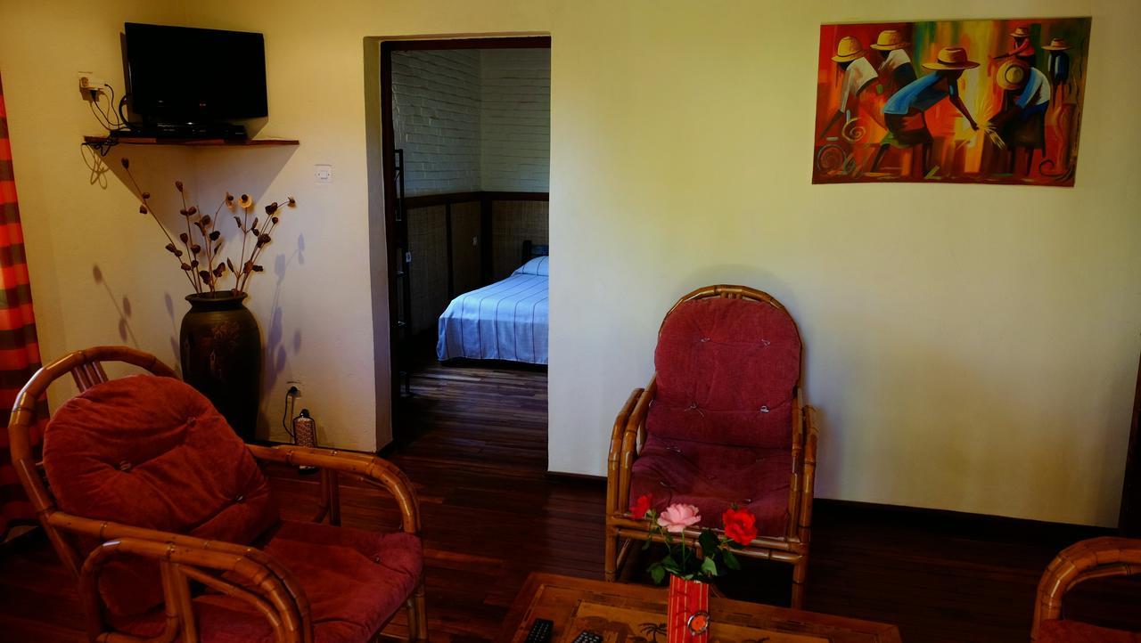 Eco Lodge Les Chambres Du Voyageur Antsirabe Exterior foto